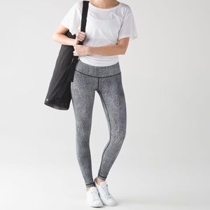Lululemon Wunder Under Fall Net White Black Sz6